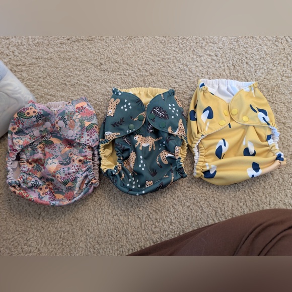 Massive Esembly Cloth Diapering System - Picture 3 of 7